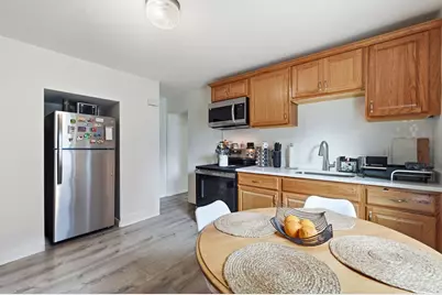 941 Lakeview Ave, Lowell, MA 01850 - Photo 3