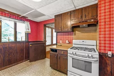 1055 S Franklin St, Holbrook, MA 02343 - Photo 15