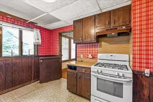 1055 S Franklin St, Holbrook, MA 02343 - Photo 15