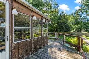 1055 S Franklin St, Holbrook, MA 02343 - Photo 33