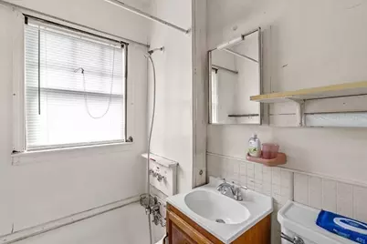 1055 S Franklin St, Holbrook, MA 02343 - Photo 21