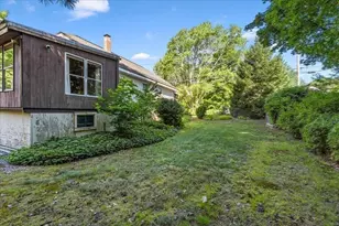 1055 S Franklin St, Holbrook, MA 02343 - Photo 39