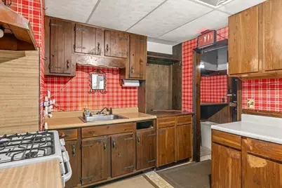 1055 S Franklin St, Holbrook, MA 02343 - Photo 17