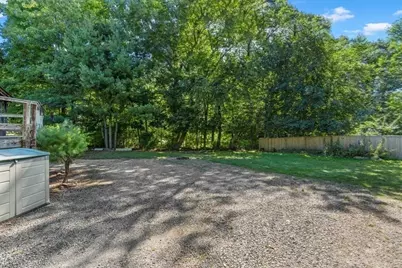 1055 S Franklin St, Holbrook, MA 02343 - Photo 41