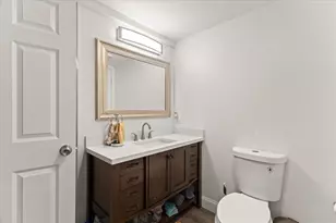 87 Kilmer Ave, Taunton, MA 02780 - Photo 33