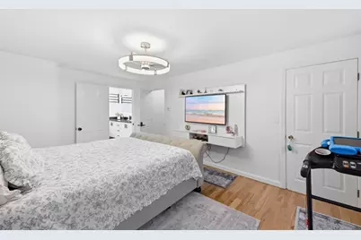 359 SE Main St, Douglas, MA 01516 - Photo 17