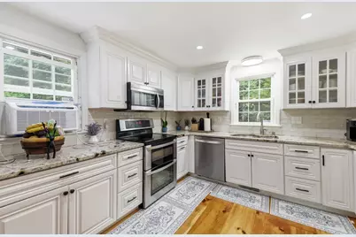 359 SE Main St, Douglas, MA 01516 - Photo 5