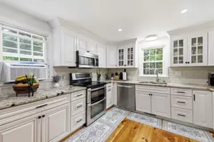 359 S E Main St, Douglas, MA 01516 - Photo 5