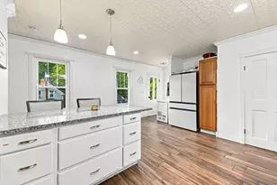 30 Prospect St, Pepperell, MA 01463 - Photo 11
