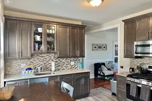 24 Sawyer Ave, Boston, MA 02125 - Photo 3