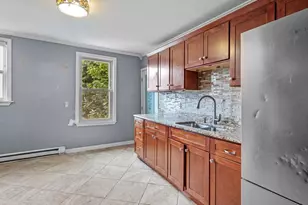 686A Boston St, Lynn, MA 01905 - Photo 9