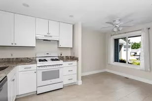 36 Stone Ridge Rd, Franklin, MA 02038 - Photo 7