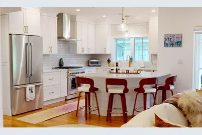 20 Lawrence St #2, Wakefield, MA 02150 - Photo 3