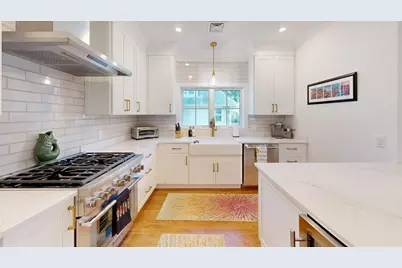 20 Lawrence St #2, Wakefield, MA 02150 - Photo 5