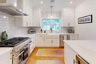 20 Lawrence St, Wakefield, MA 02150 - Photo 7