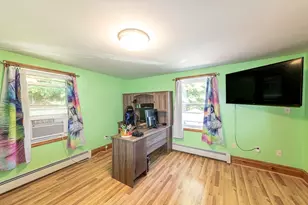 50 Linwood St, Haverhill, MA 01830 - Photo 27