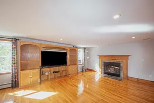50 Linwood St, Haverhill, MA 01830 - Photo 11