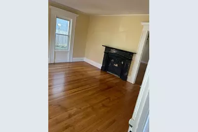 4 Crown St #1, Worcester, MA 01609 - Photo 7