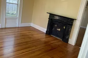 4 Crown St, Worcester, MA 01609 - Photo 7