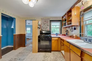 27 Elm Street Rear, Bellingham, MA 02019 - Photo 5