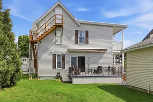 109 4th St, Leominster, MA 01453 - Photo 31