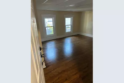4 Crown St #2, Worcester, MA 01609 - Photo 7