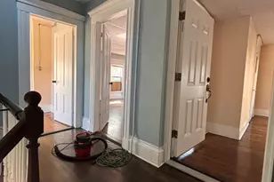 4 Crown St, Worcester, MA 01609 - Photo 3