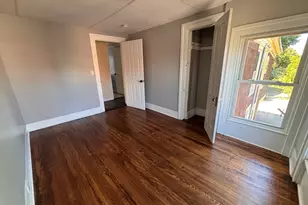 4 Crown St, Worcester, MA 01609 - Photo 13