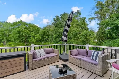 185 Locust St, Swansea, MA 02777 - Photo 37