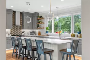 185 Locust St, Swansea, MA 02777 - Photo 13