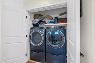 185 Locust St, Swansea, MA 02777 - Photo 25