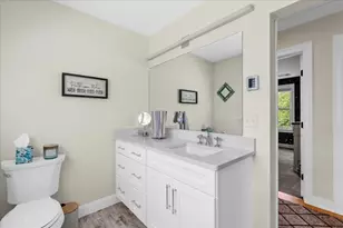 185 Locust St, Swansea, MA 02777 - Photo 23