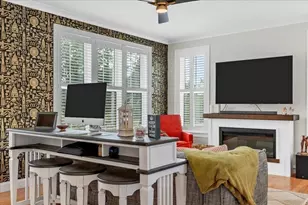 185 Locust St, Swansea, MA 02777 - Photo 9