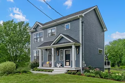 185 Locust St, Swansea, MA 02777 - Photo 3
