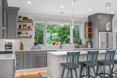 185 Locust St, Swansea, MA 02777 - Photo 17
