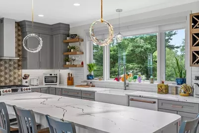 185 Locust St, Swansea, MA 02777 - Photo 15