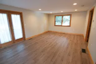 6 Wildwood Ln, Stoneham, MA 02180 - Photo 3