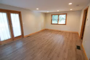 6 Wildwood Ln, Stoneham, MA 02180 - Photo 3