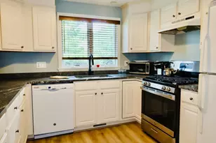15 Classic Cir, Mashpee, MA 02649 - Photo 3