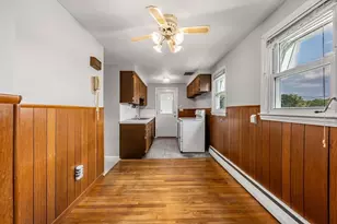 31 Anna Rd, Woburn, MA 01801 - Photo 11