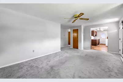 31 Anna Rd, Woburn, MA 01801 - Photo 9