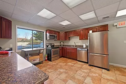 12 Ledgewood Way #16, Peabody, MA 01960 - Photo 29