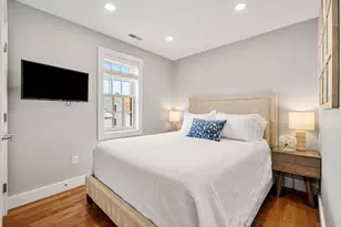 8 Hale St, Rockport, MA 01966 - Photo 11