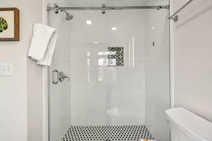 8 Hale St, Rockport, MA 01966 - Photo 13