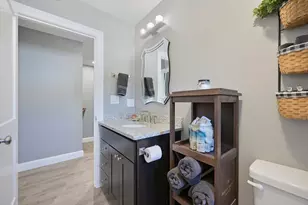 8 Twin Pnes Ln, Plymouth, MA 02360 - Photo 21
