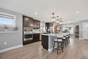 8 Twin Pnes Ln, Plymouth, MA 02360 - Photo 5