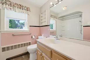 70 Oakdale Rd, Newton, MA 02459 - Photo 17
