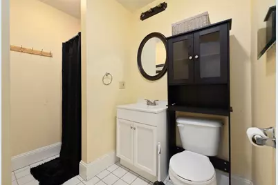 576 Fairmount St, Woonsocket, RI 02895 - Photo 13