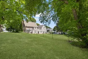 576 Fairmount St, Woonsocket, RI 02895 - Photo 1