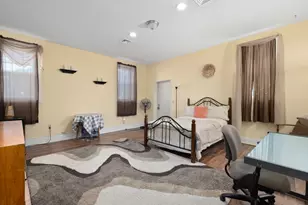 576 Fairmount St, Woonsocket, RI 02895 - Photo 7